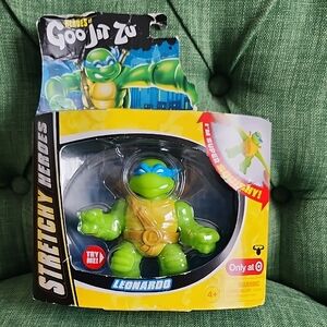 Goo Jit Zu Leonardo TMNT Stretchy Toy